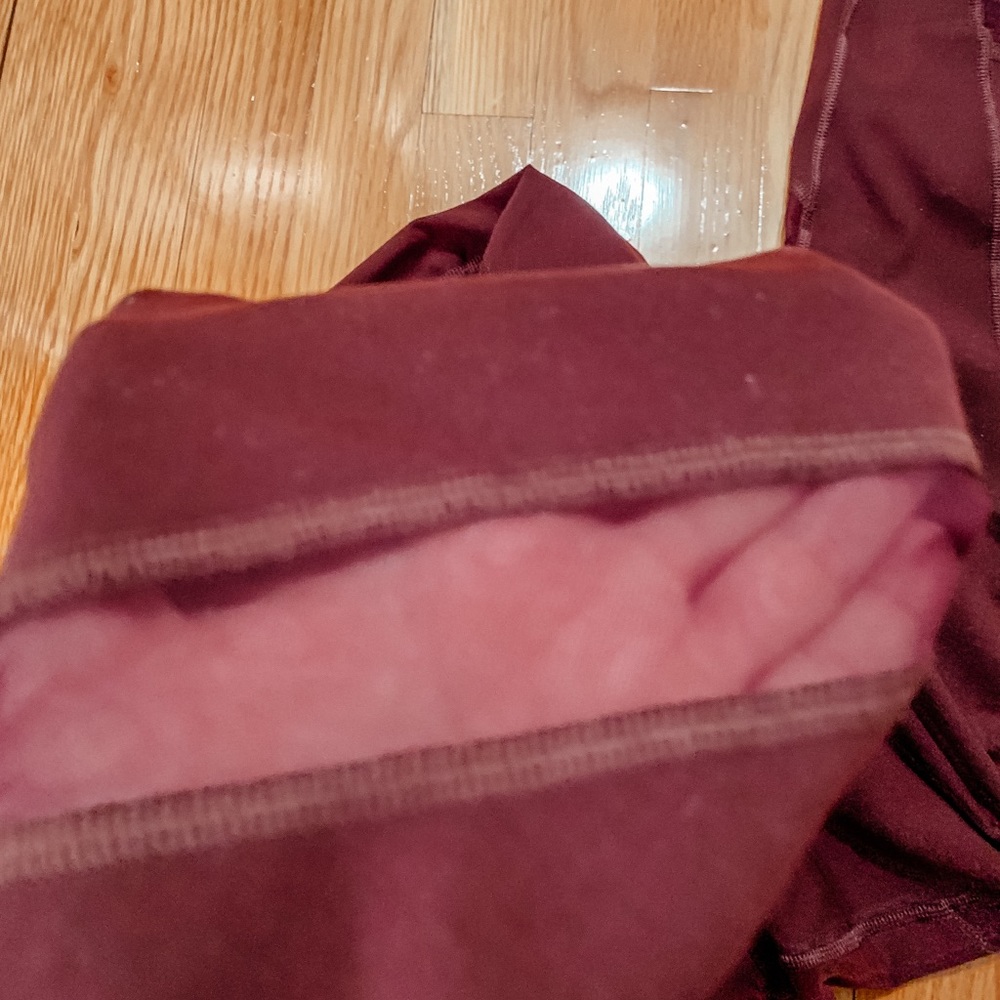 Mid rise mesh paneling compression leggings - Picture 3 of 5